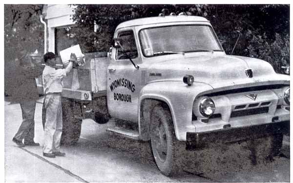 Borough Trash Collection Truck